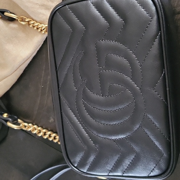 Gucci Handbag - Picture 2 of 4